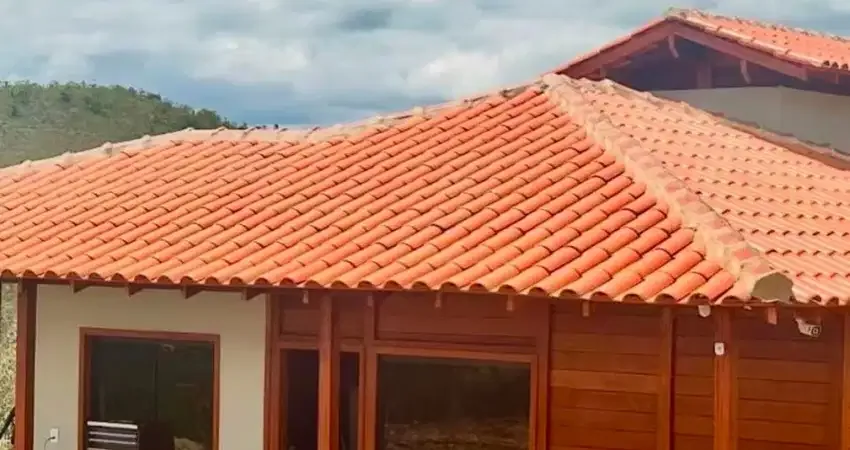 Linda contrução em madeira tratada chalé novo ótimo pra alugar ou morar