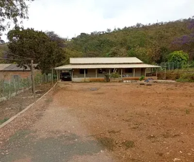 Sitio completo porteira fechada 2km da Mg 10 sentido serra do cipó