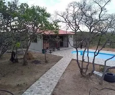 Sitio completo pra curtir e alugar pra final de semana venha conferir