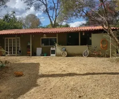 Sitio completo pra curtir e alugar pra final de semana venha conferir