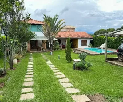 Sitio completo pra curtir e alugar pra final de semana venha conferir