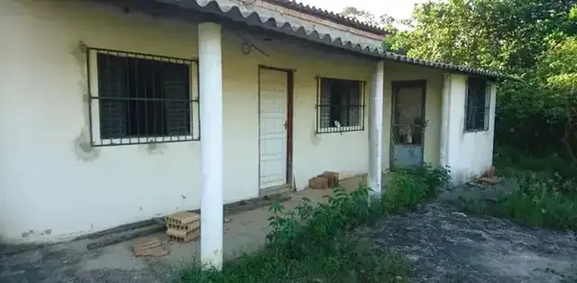 Oportunidade Perto Lagoa santa Pequena Sitio de 1700Mtros com Casa Simples e Rua Calçada!