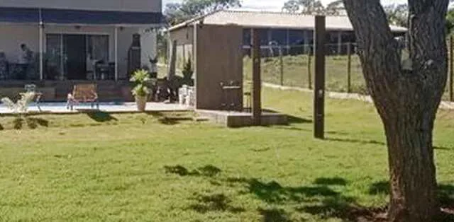 Sitio 1.000M² Condomínio Fechado,Casa,Piscina, Sauna, Banheiro C/ Vestiário
