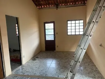 Sitio de 600m² com casa, próximo a Lagoa Santa, temos varias opções.