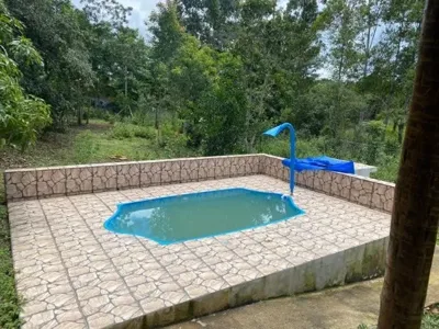 Chale,piscina em area de 1.000² plana, terra para plantio, Serra do Cipo.