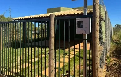 Lote de 200 metros(registrado)casa de dois quartos perto do centro de jaboticatubas!
