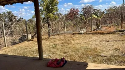 Lote de 200 metros(registrado)casa de dois quartos perto do centro de jaboticatubas!
