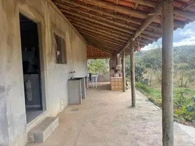 Sítio à venda - tranquilidade, natureza e excelente localização