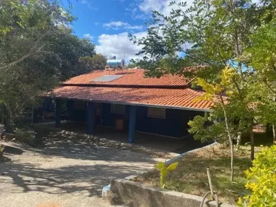 Sitio 4.200M² com Piscina, Água Corrente nos Fundos, Espaço Gourmet Jaboticatubas