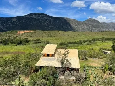 Terreno de 25.000M² com Casa na Lapinha da Serra em Santana do Riacho!